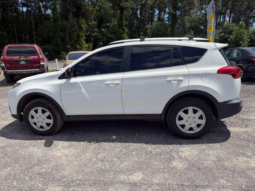Toyota RAV4 LE FWD 2014