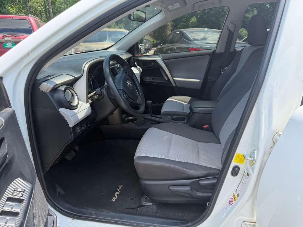 Toyota RAV4 LE FWD 2014