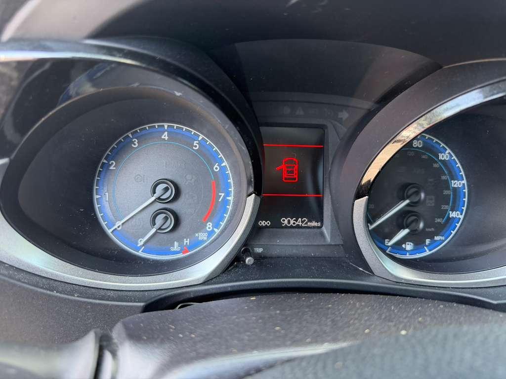 Toyota Corolla S Premium CVT 2014