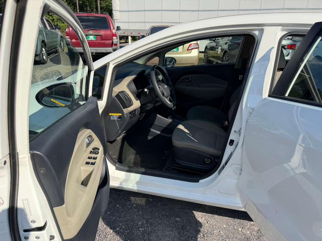 Kia Rio LX 6A 2017