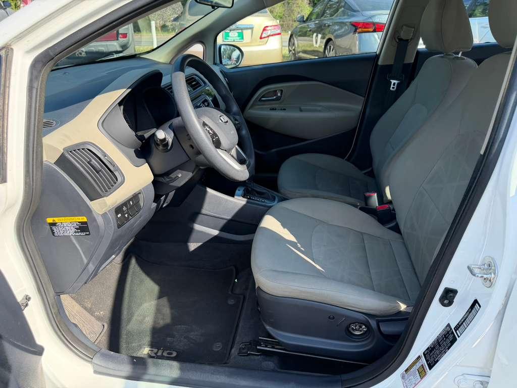 Kia Rio LX 6A 2017