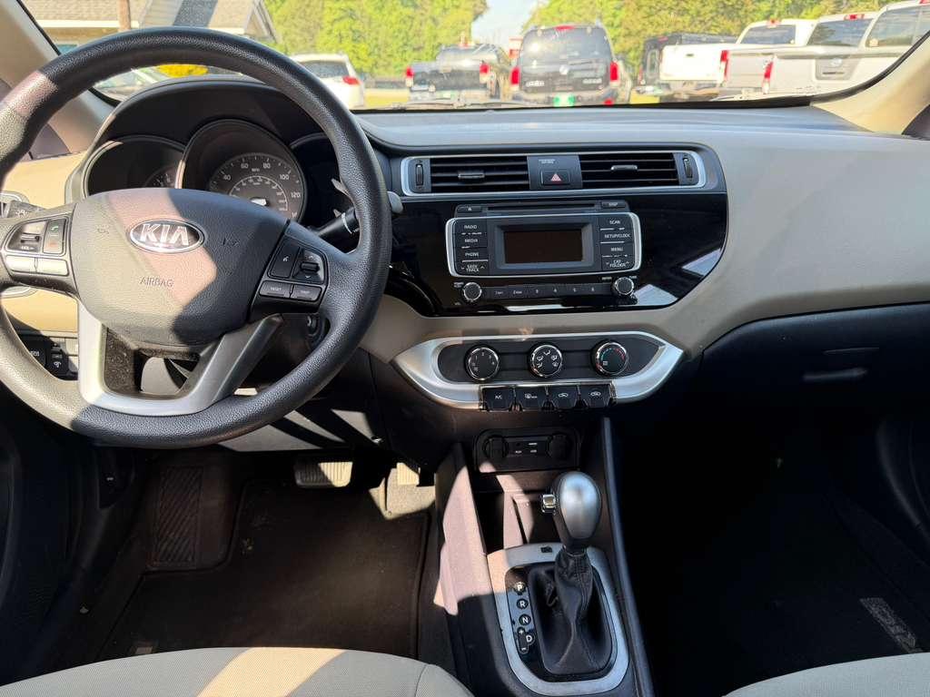 Kia Rio LX 6A 2017