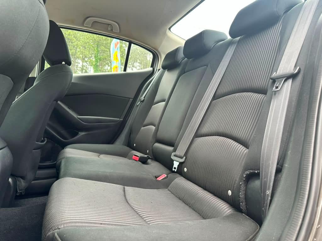 Mazda MAZDA3 i Sport AT 4-Door 2016