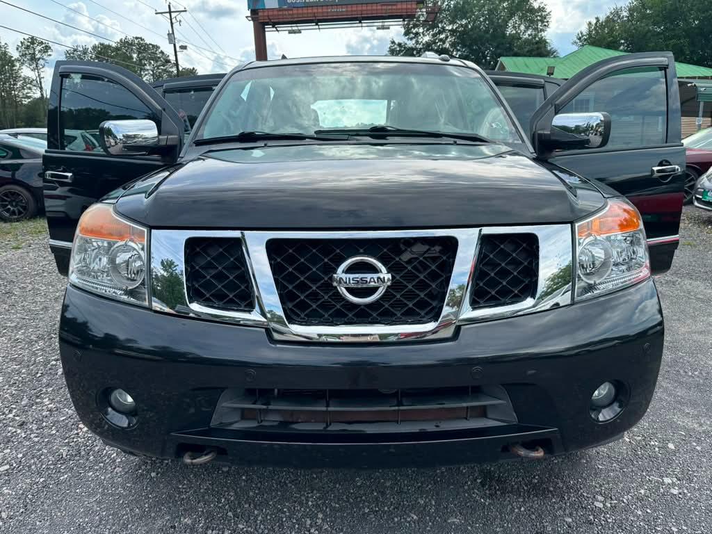 Nissan Armada Platinum 4WD 2014