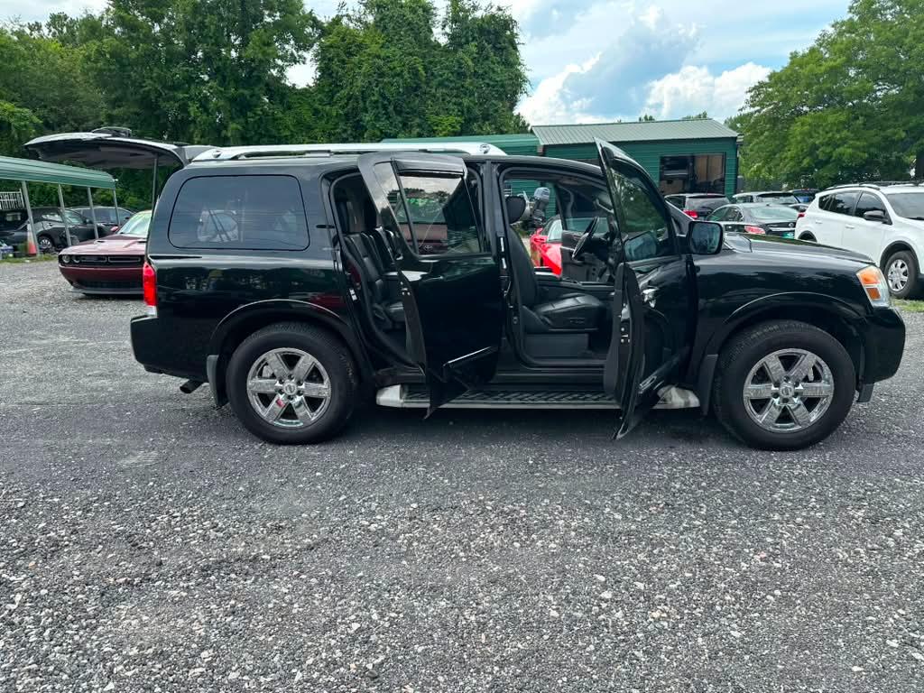 Nissan Armada Platinum 4WD 2014