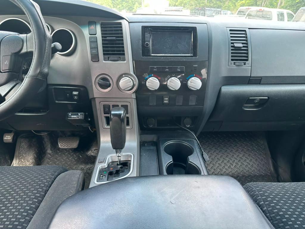 Toyota Tundra Tundra-Grade 5.7L FFV Double Cab 4WD 2012