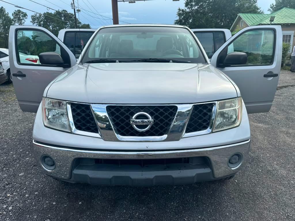 Nissan Frontier LE Crew Cab 2WD 2007