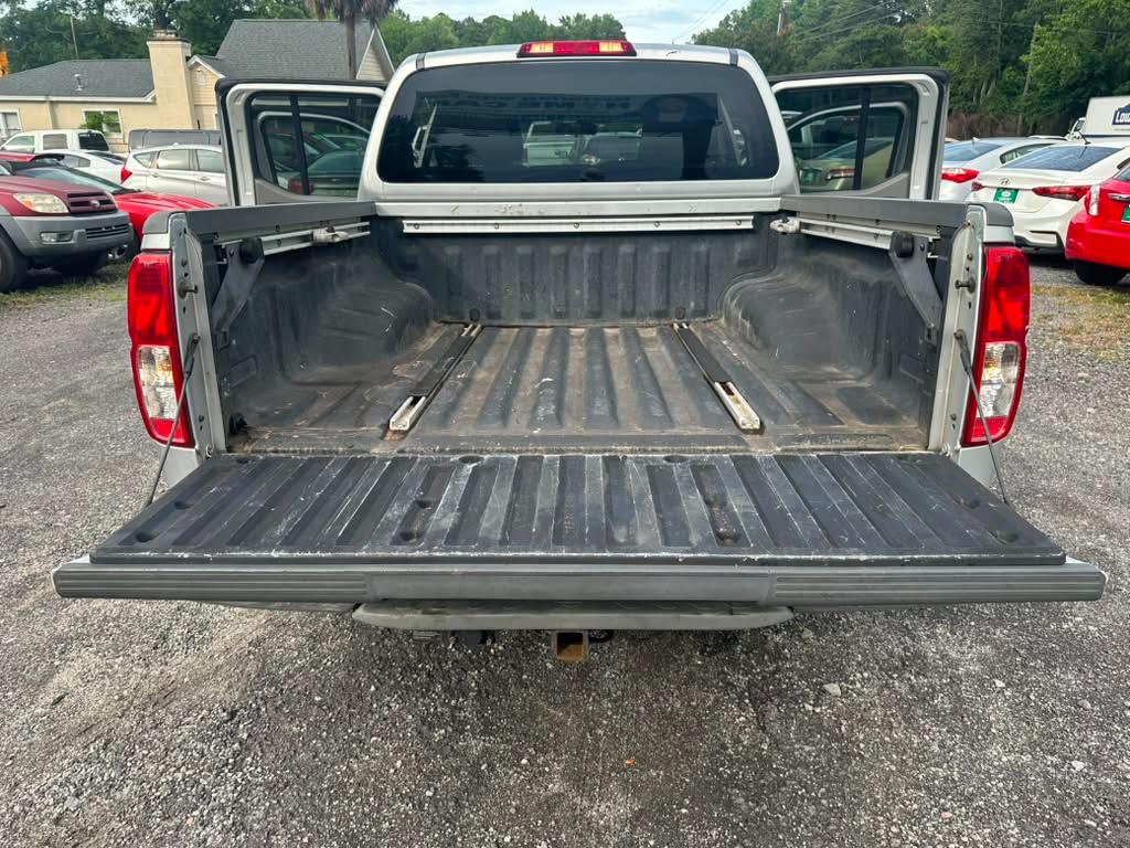 Nissan Frontier LE Crew Cab 2WD 2007
