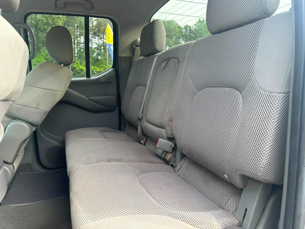 Nissan Frontier LE Crew Cab 2WD 2007