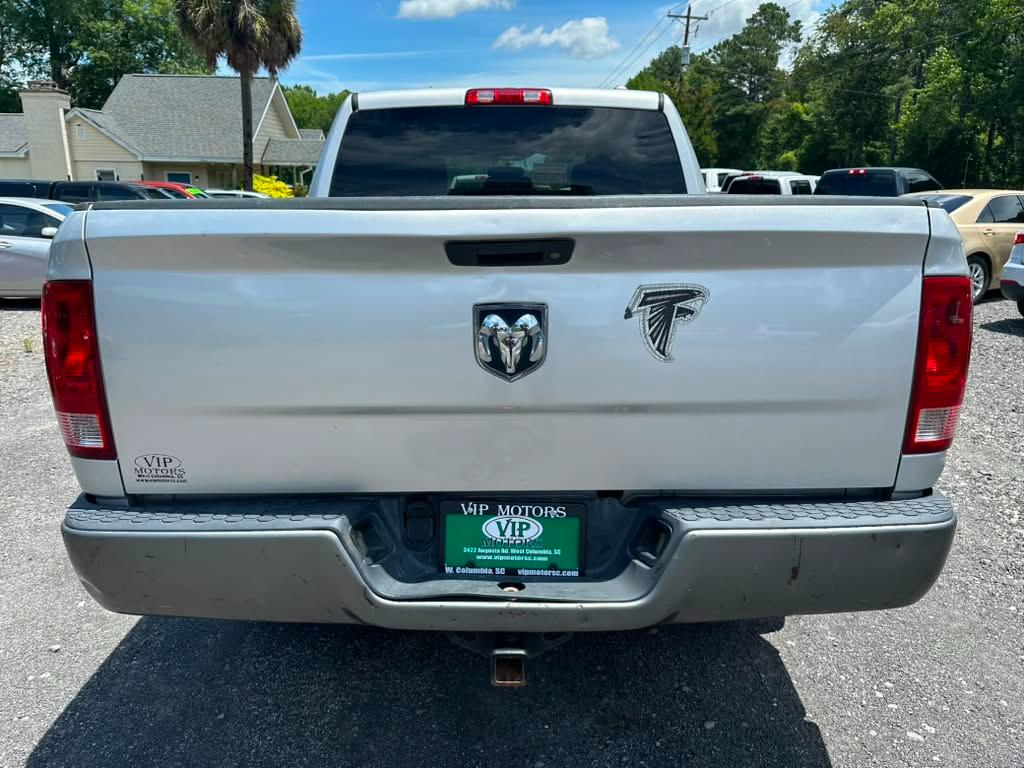 RAM 1500 ST Crew Cab 2WD 2011