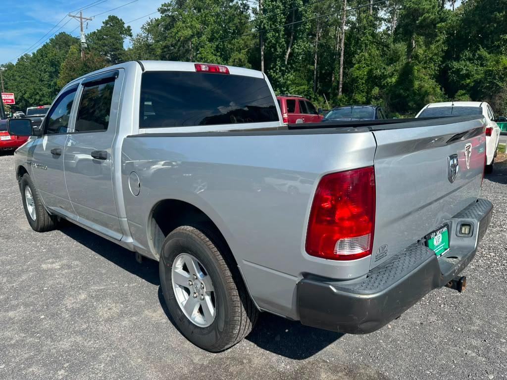 RAM 1500 ST Crew Cab 2WD 2011