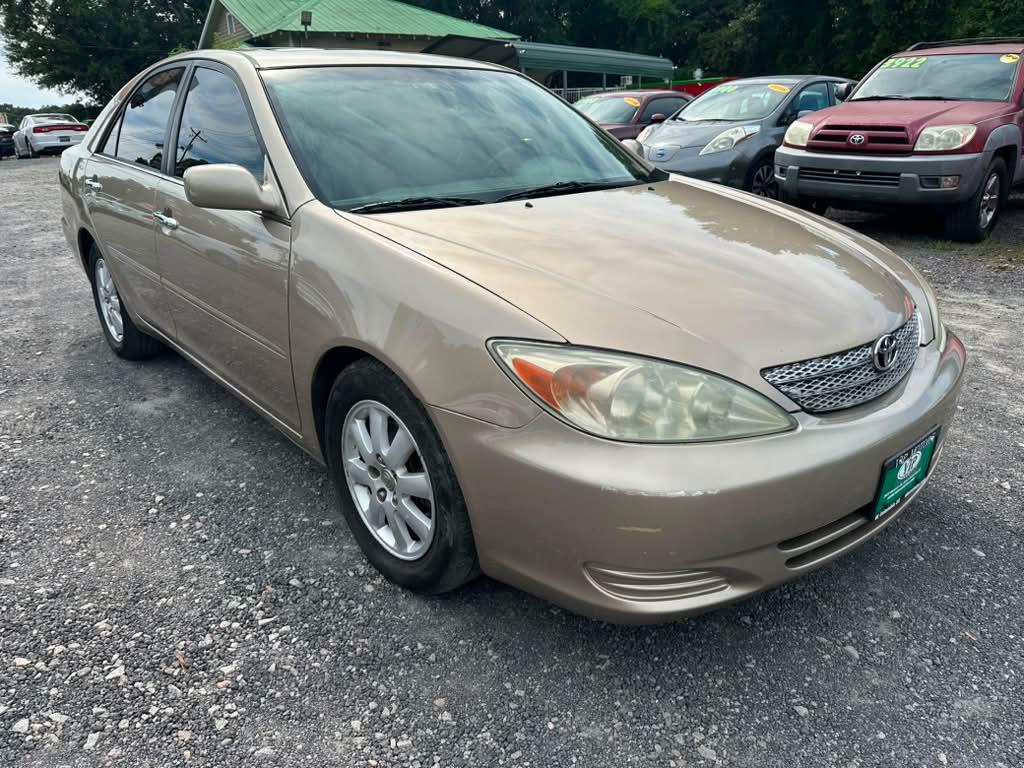 Toyota Camry XLE V6 2002