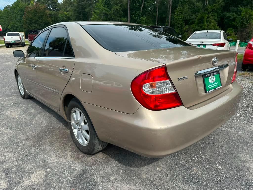 Toyota Camry XLE V6 2002