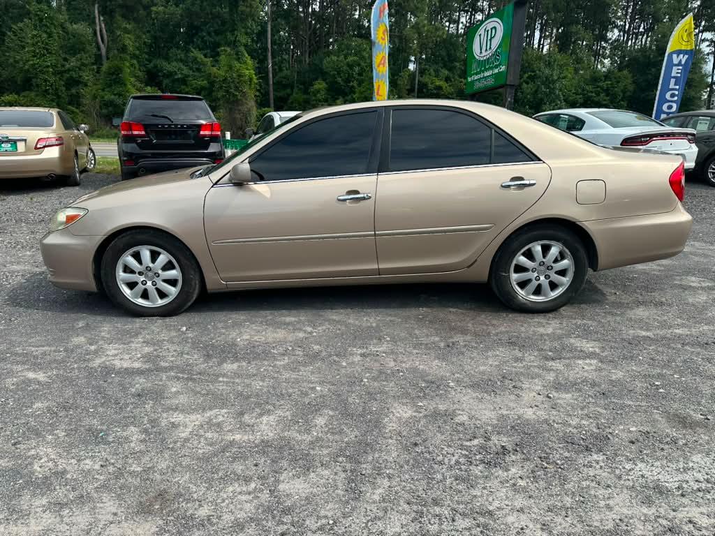 Toyota Camry XLE V6 2002