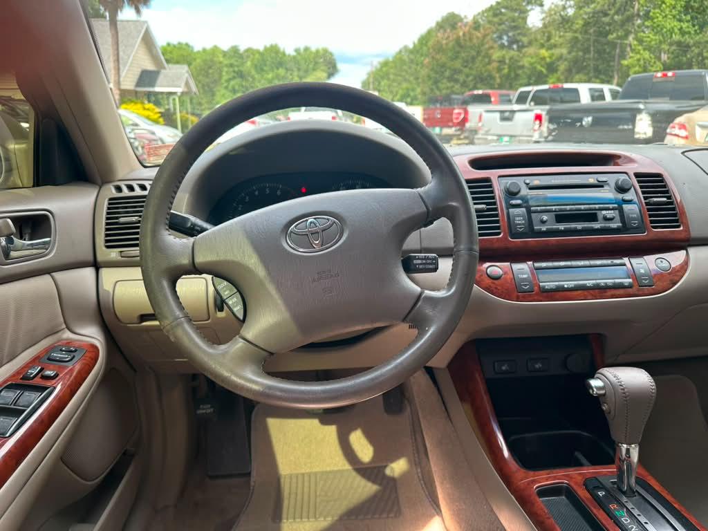 Toyota Camry XLE V6 2002