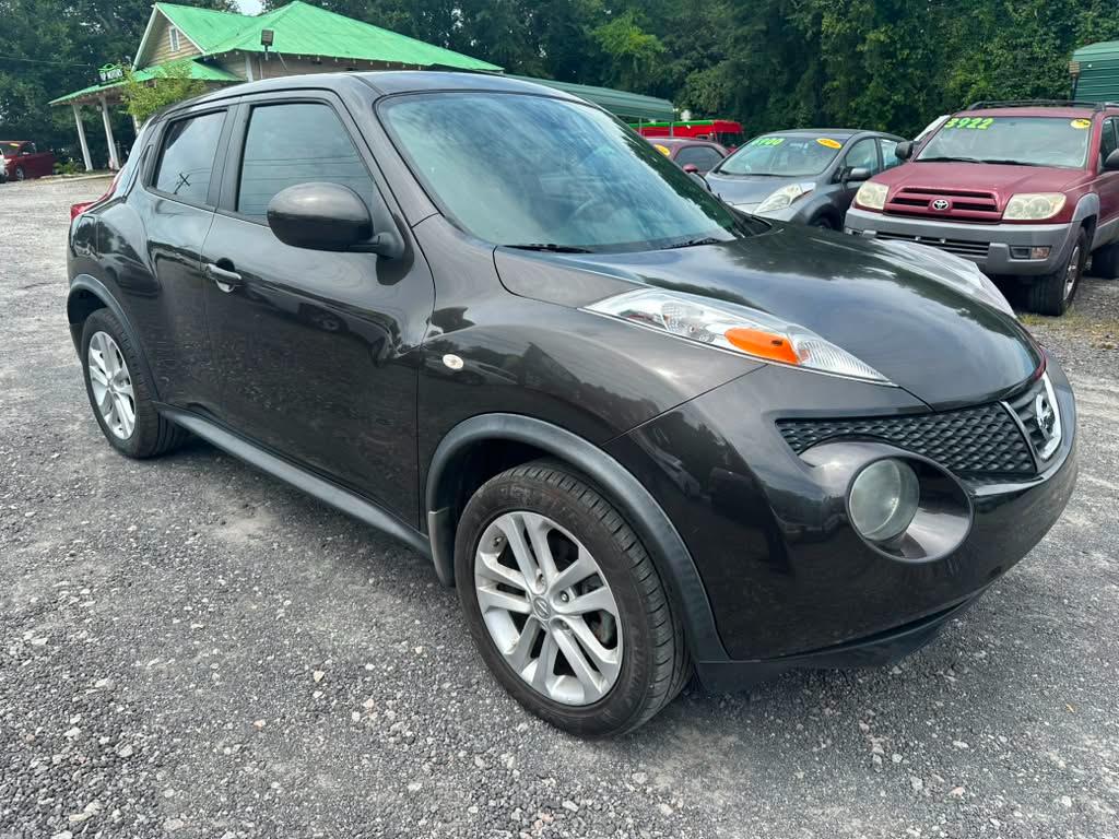 Nissan Juke S FWD 2013