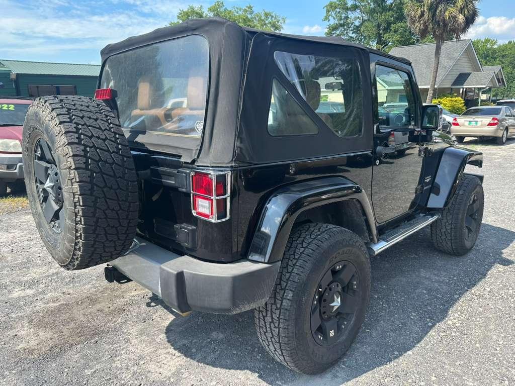 Jeep Wrangler Sahara 4WD 2012