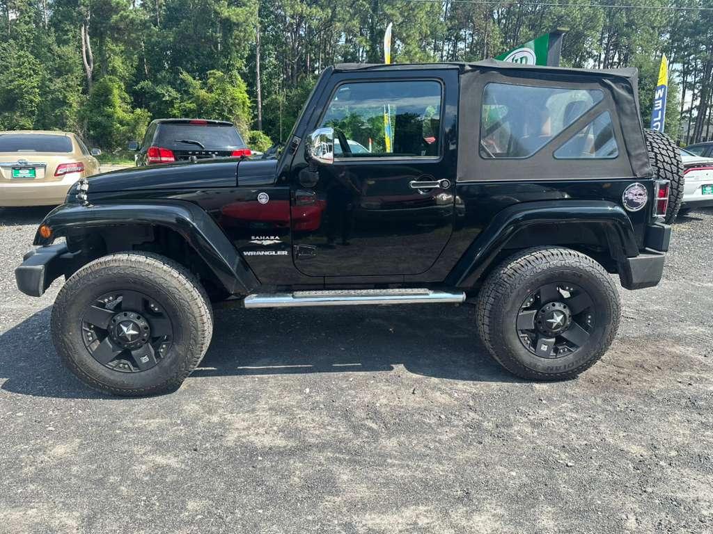 Jeep Wrangler Sahara 4WD 2012