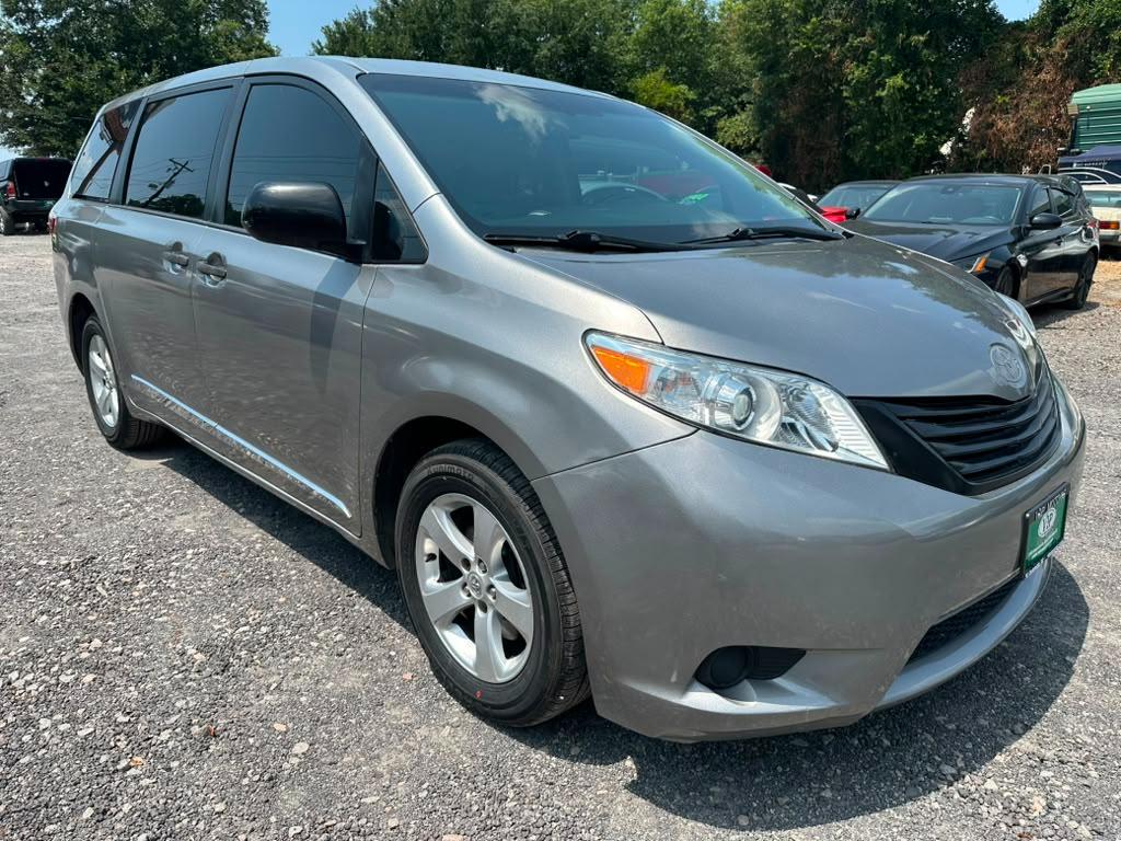 Toyota Sienna L 7-Passenger 2017
