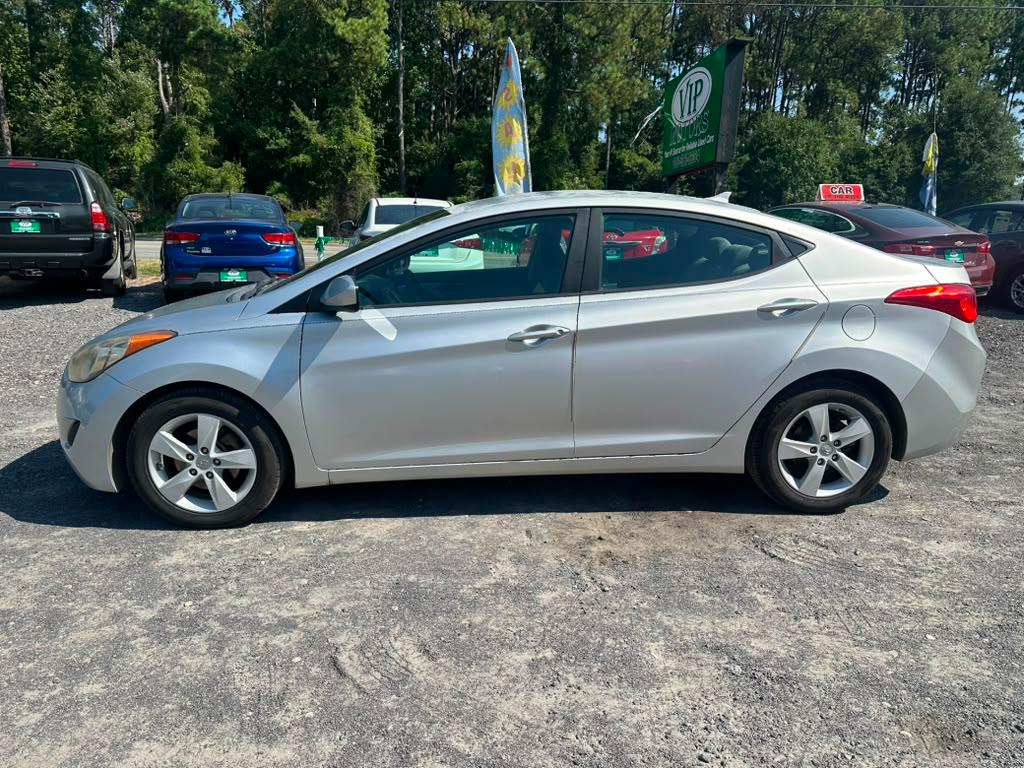 Hyundai Elantra Limited 2011