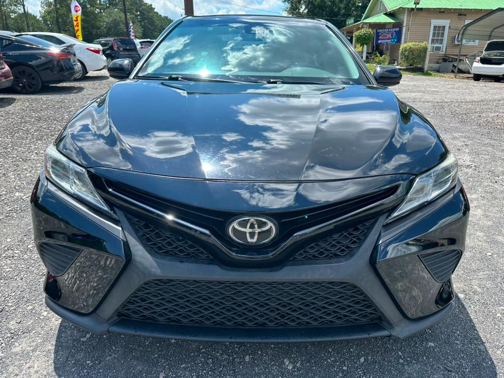 Toyota Camry XLE 2019