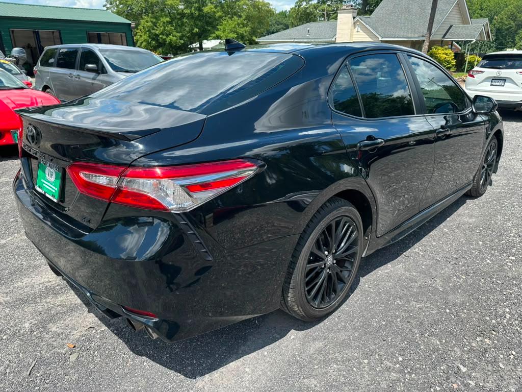 Toyota Camry XLE 2019