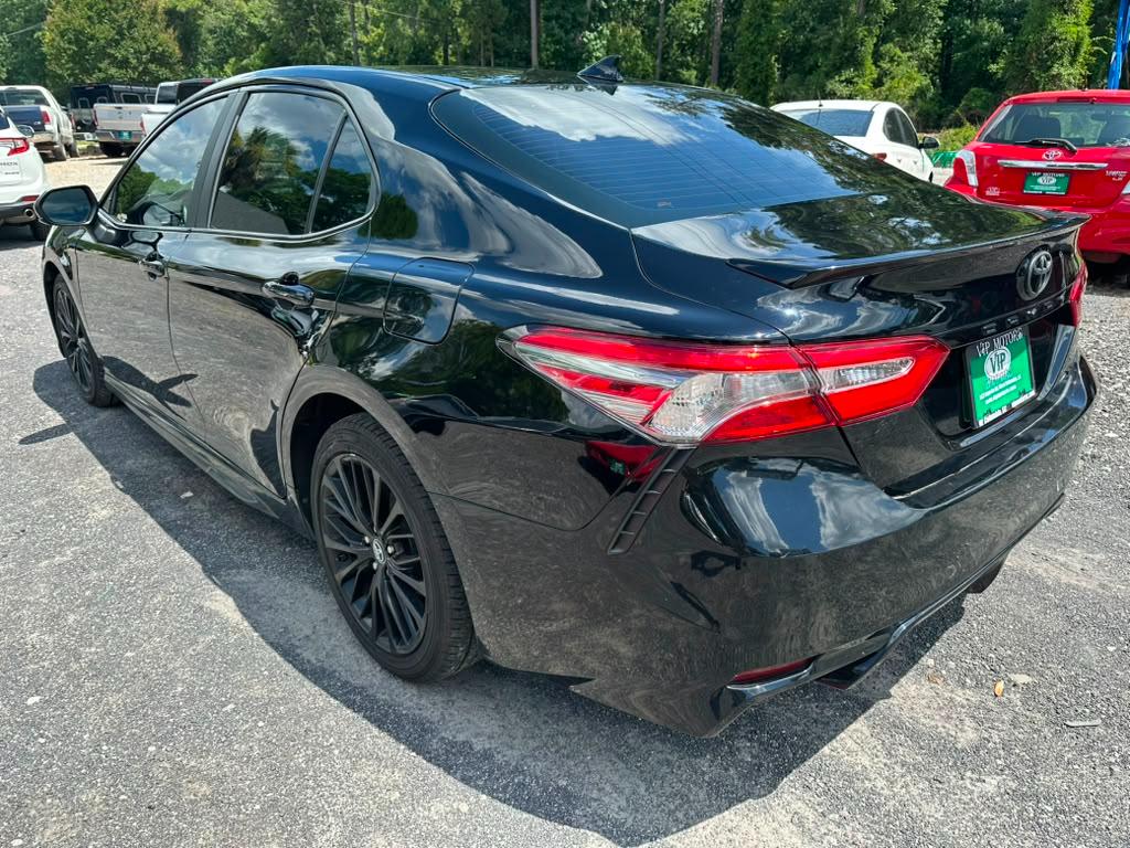 Toyota Camry XLE 2019