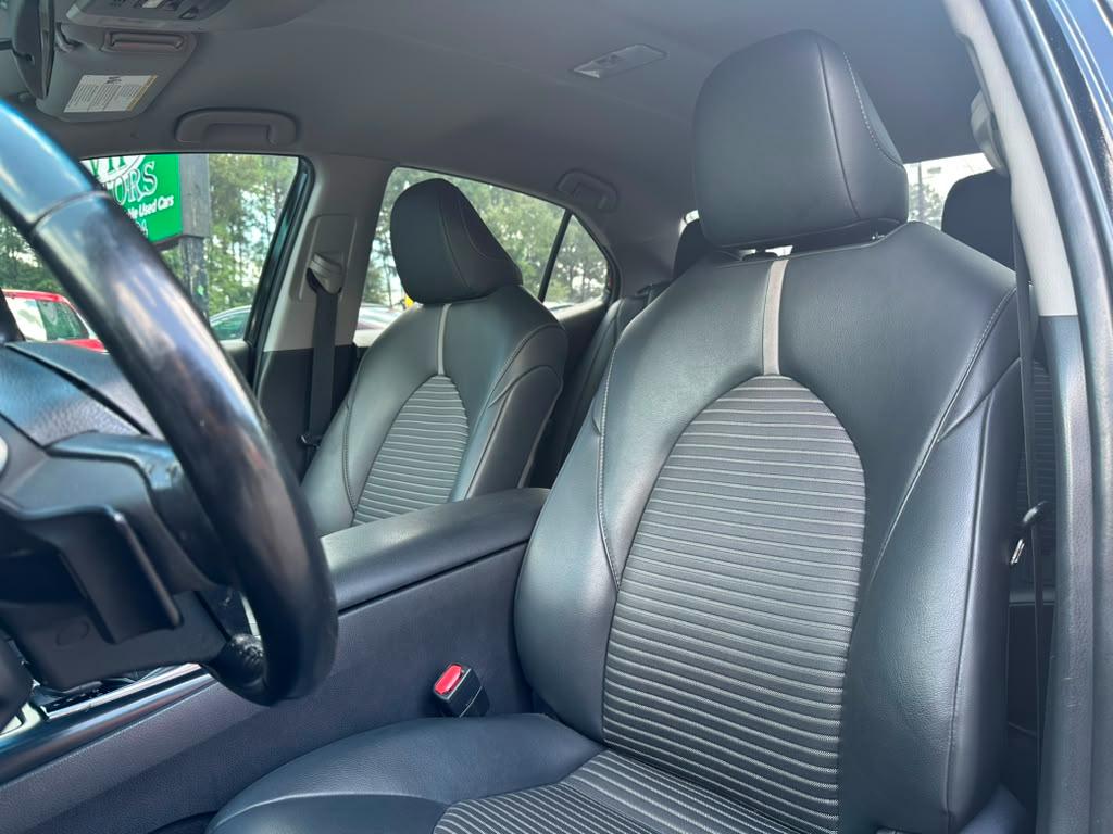 Toyota Camry XLE 2019
