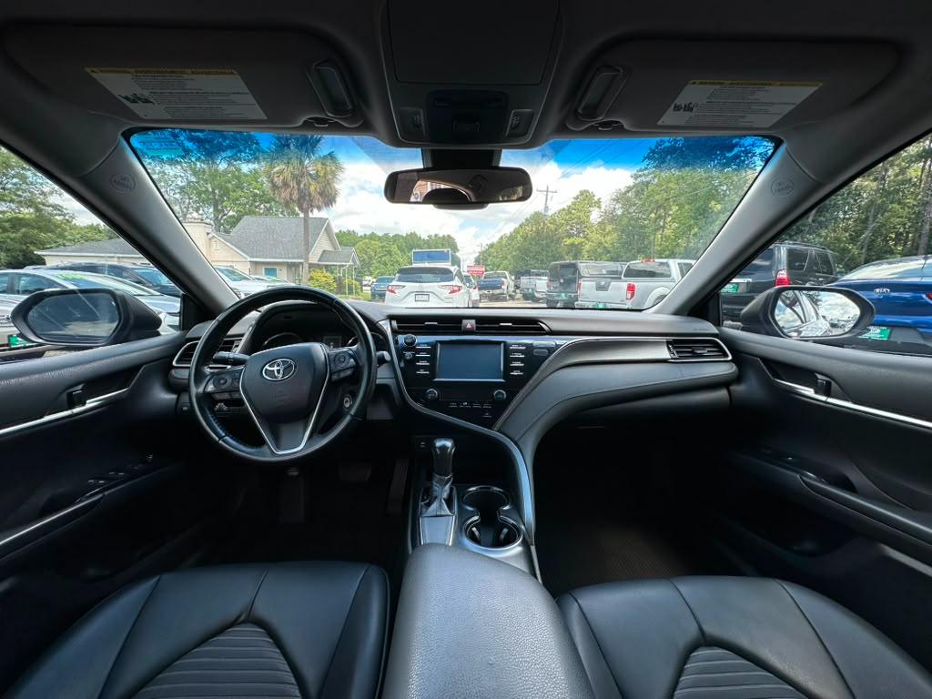 Toyota Camry XLE 2019