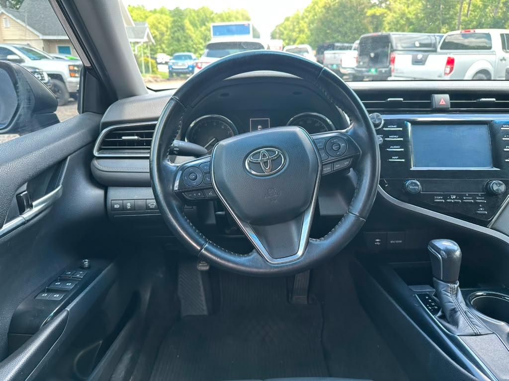 Toyota Camry XLE 2019
