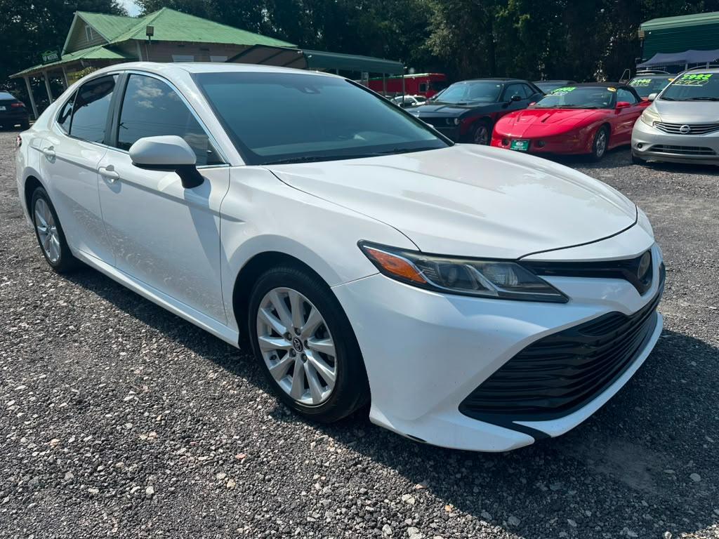 Toyota Camry XLE 2019
