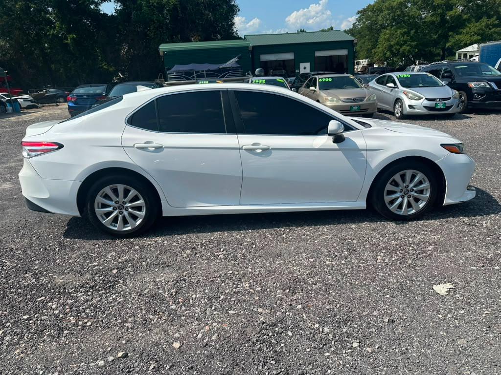 Toyota Camry XLE 2019