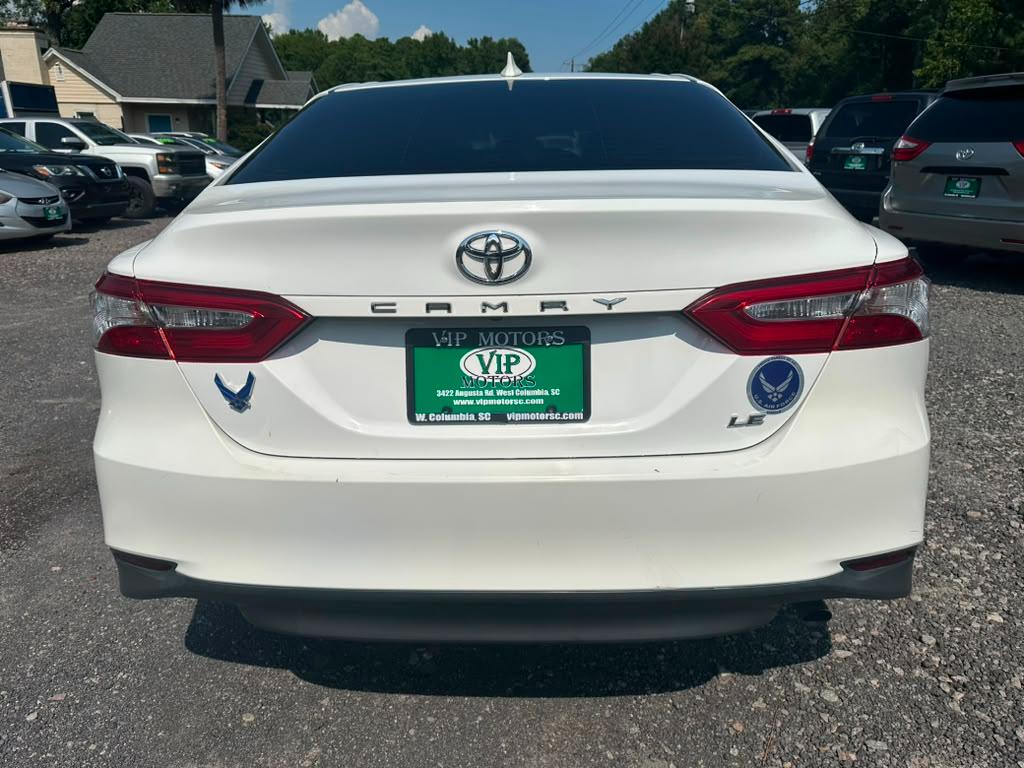 Toyota Camry XLE 2019