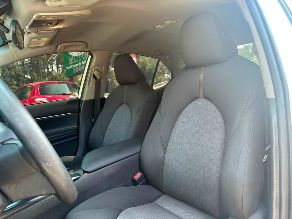 Toyota Camry XLE 2019