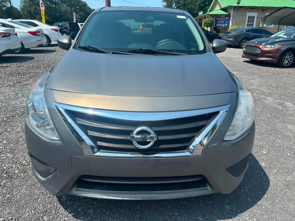 Nissan Versa 1.6 S 5M 2016