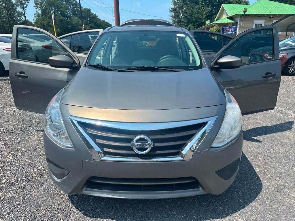 Nissan Versa 1.6 S 5M 2016