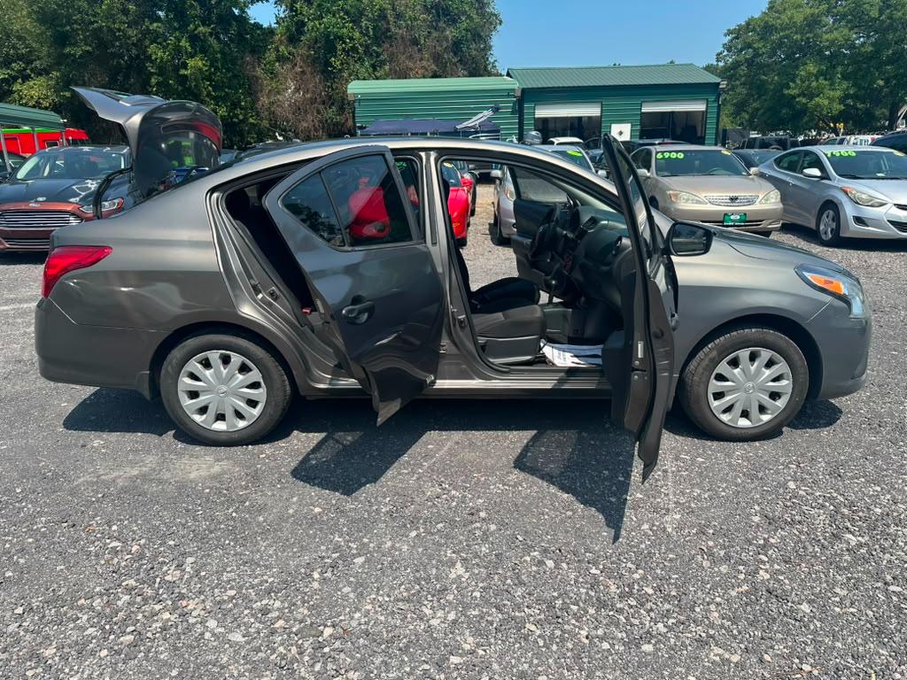 Nissan Versa 1.6 S 5M 2016