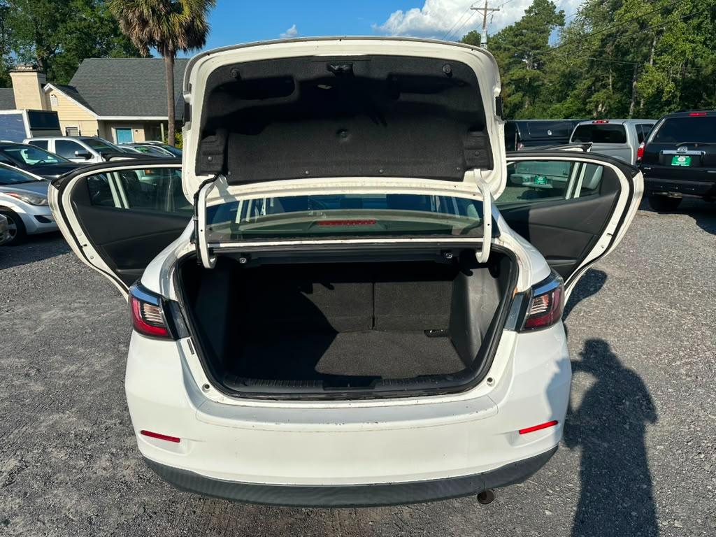 Toyota Yaris iA 6A 2018