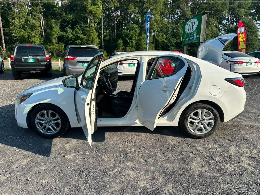 Toyota Yaris iA 6A 2018