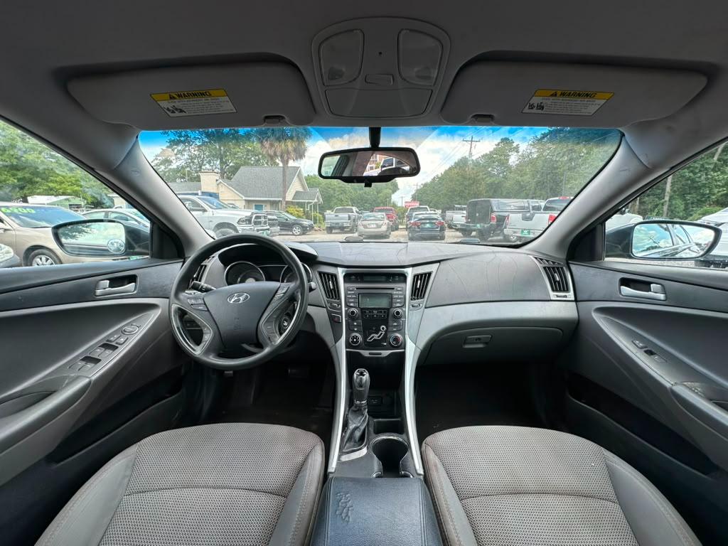 Hyundai Sonata GLS 2013