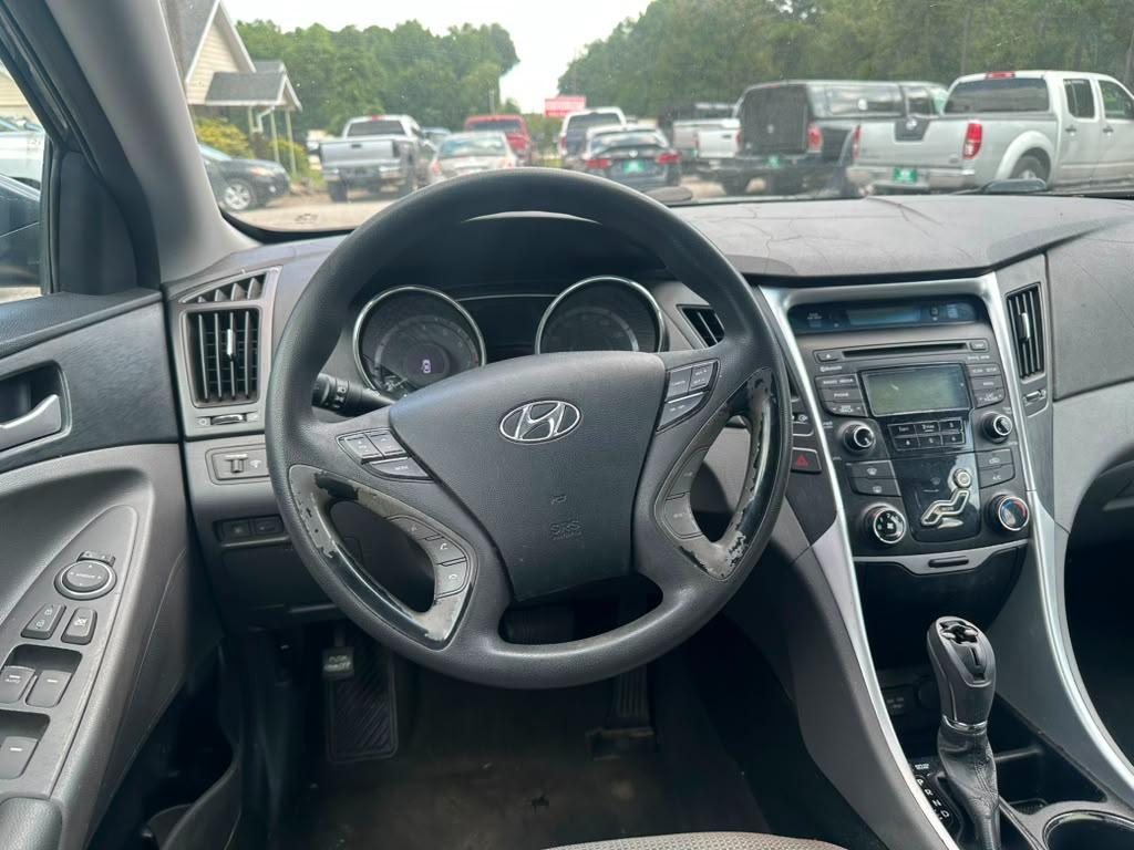 Hyundai Sonata GLS 2013
