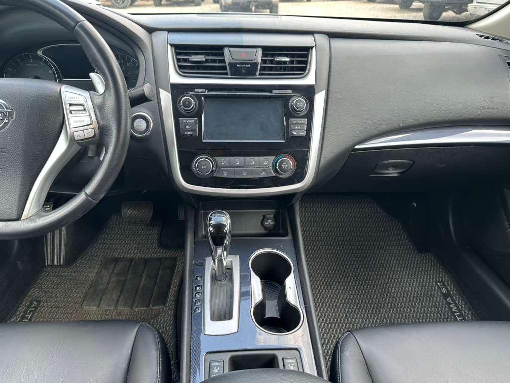 Nissan Altima 2.5 SV 2018