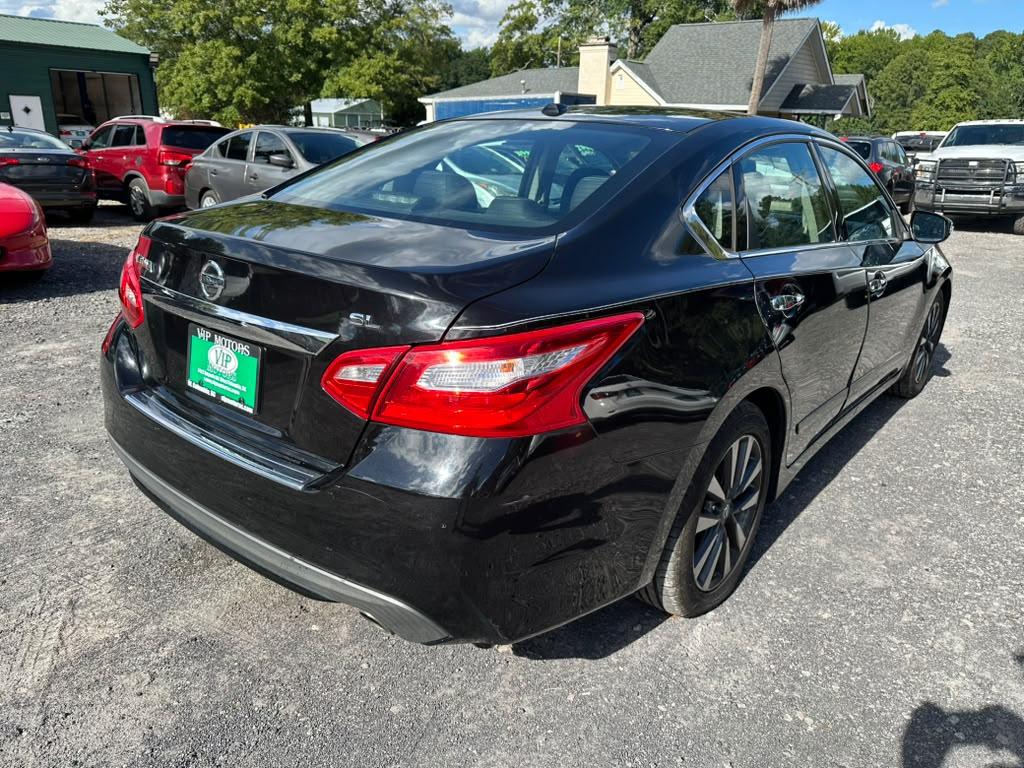Nissan Altima 2.5 SR 2016