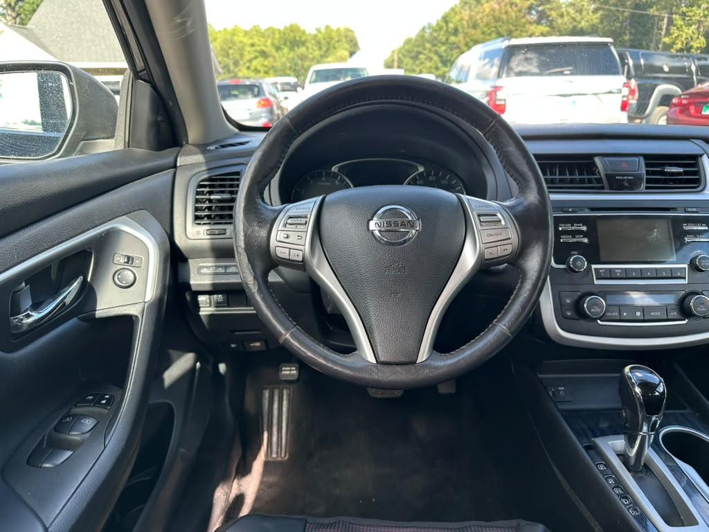 Nissan Altima 2.5 SR 2016