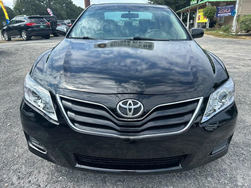Toyota Camry SE 6-Spd AT 2010