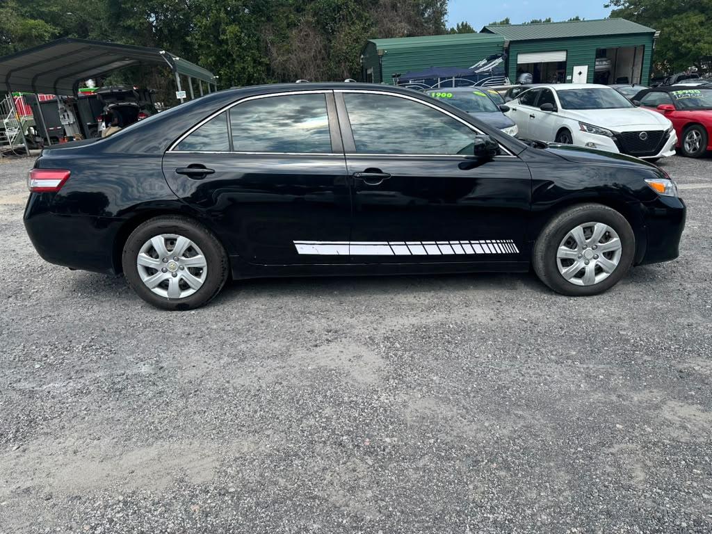 Toyota Camry SE 6-Spd AT 2010