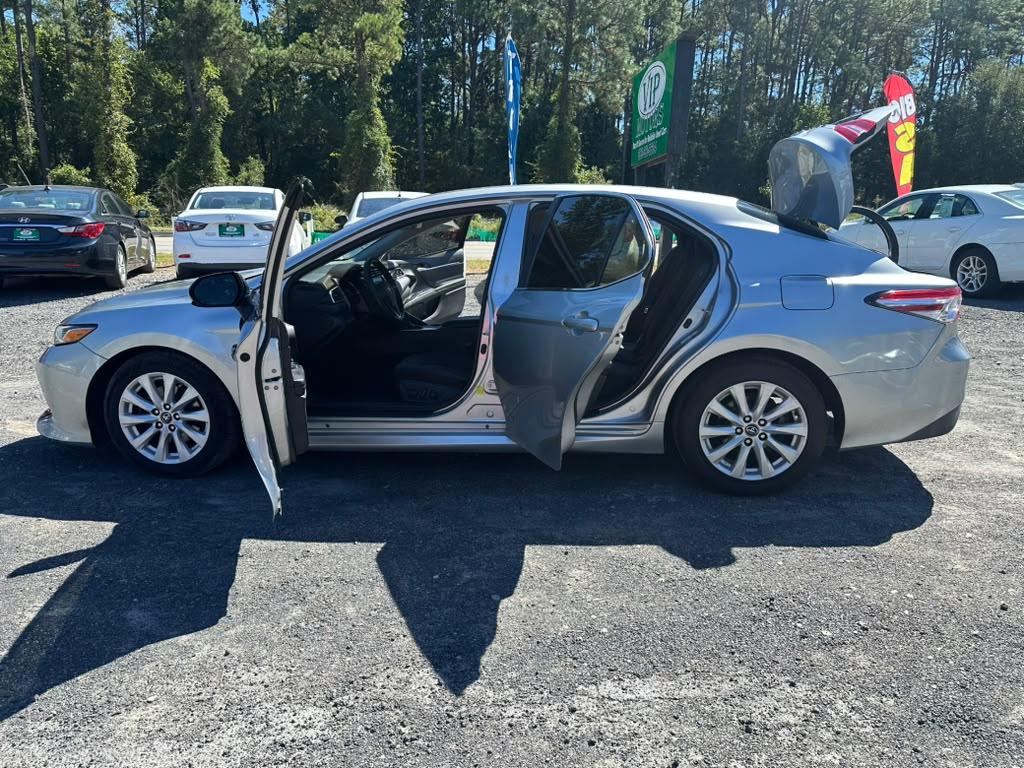Toyota Camry LE 2018