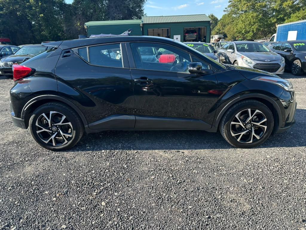 Toyota C-HR XLE 2022