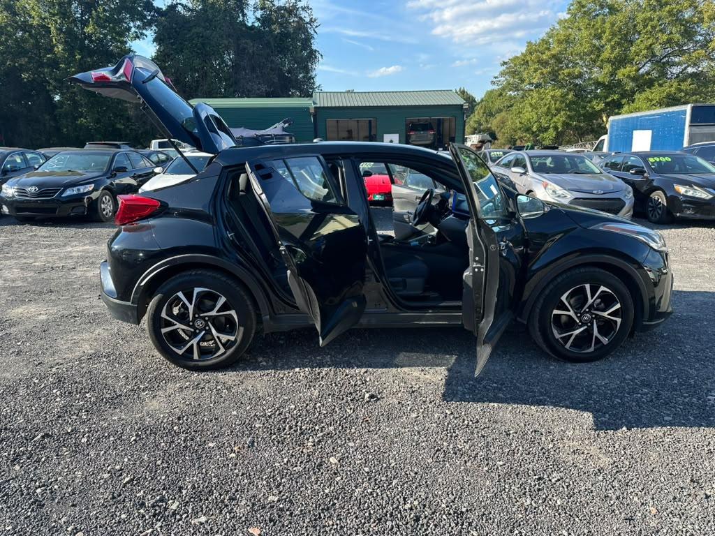Toyota C-HR XLE 2022