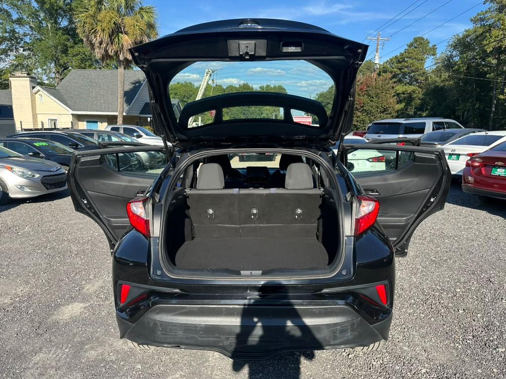 Toyota C-HR XLE 2022